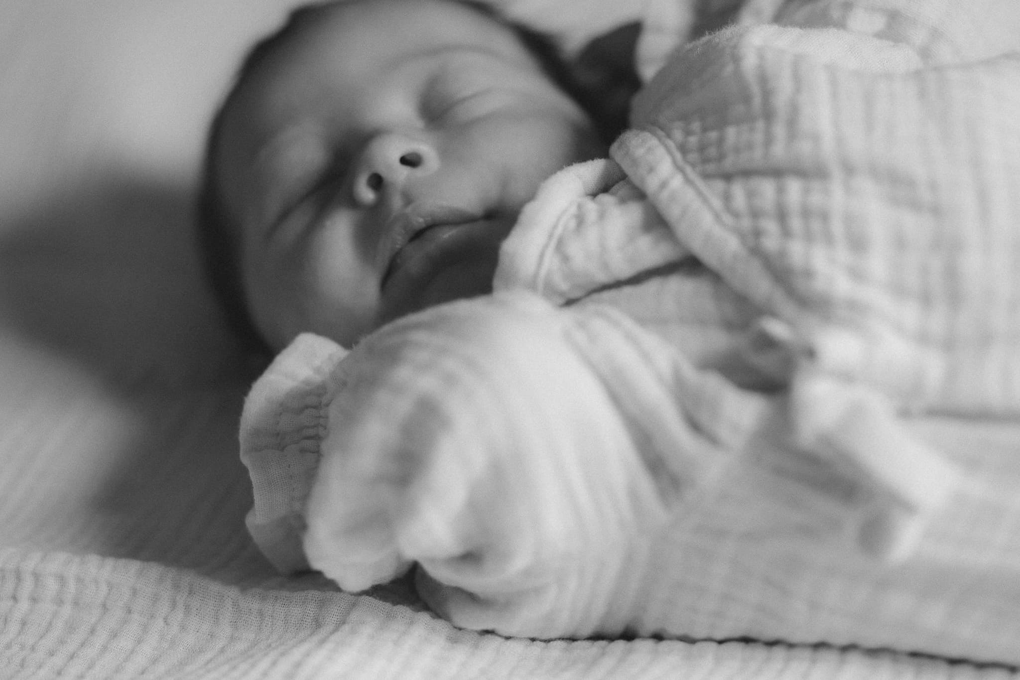 Zwangerschaps-, newborn- en familiefotografie door Sam van Vivid Fotografie